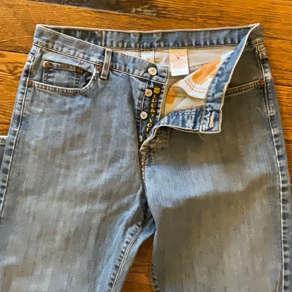 Men’s lucky brand button fly straight leg size 36 waist jeans